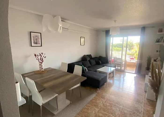 La Zenia 2 Bedroom Apartment Close To The Beach And The Boulevard